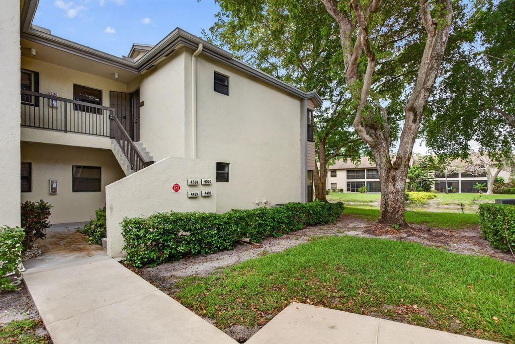 4500 Carambola Circle S 27305, Coconut Creek, FL 33066