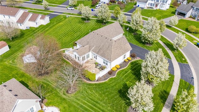 108 Arborway Lane, Greece, NY 14612