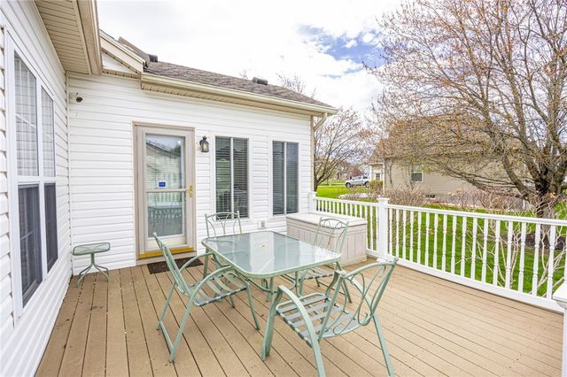 108 Arborway Lane, Greece, NY 14612