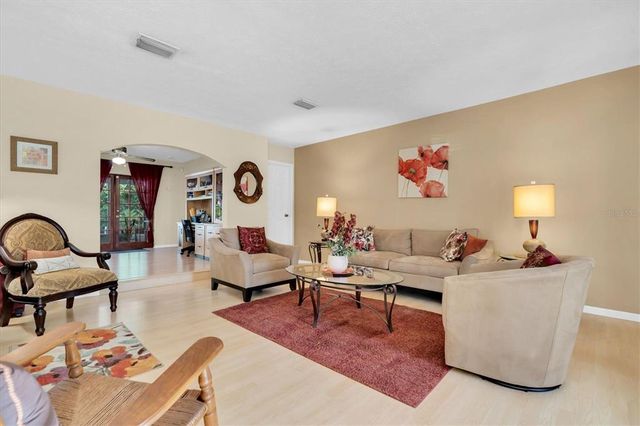 10907 KEWANEE DRIVE, Temple Terrace, FL 33617