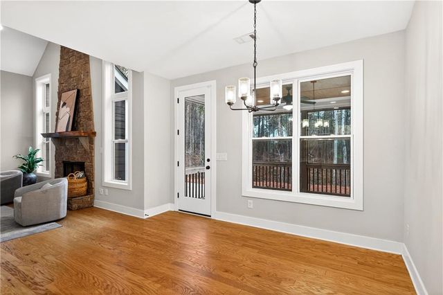 425 Blossom Trail, Acworth, GA 30101