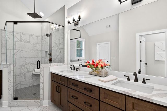 425 Blossom Trail, Acworth, GA 30101