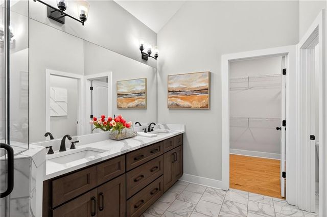 425 Blossom Trail, Acworth, GA 30101