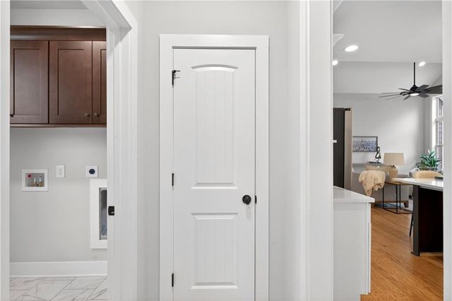 425 Blossom Trail, Acworth, GA 30101