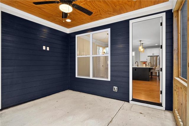 425 Blossom Trail, Acworth, GA 30101