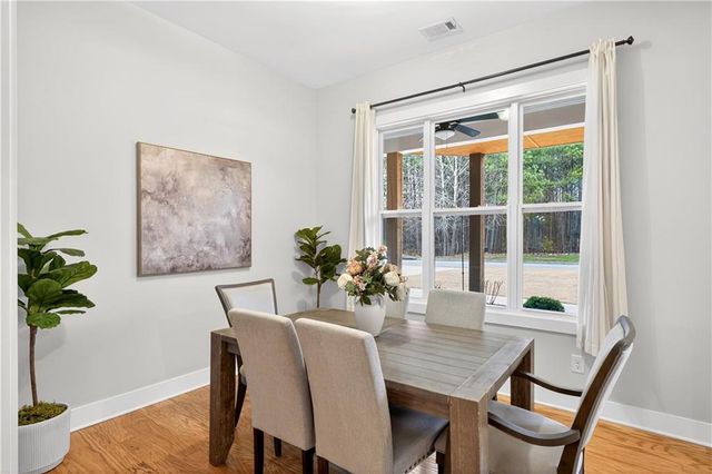 425 Blossom Trail, Acworth, GA 30101