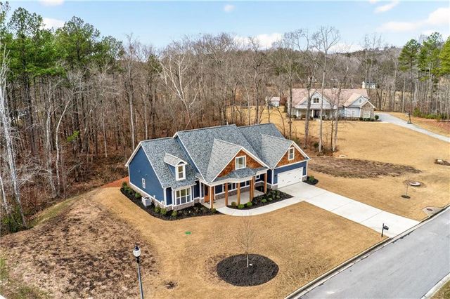 425 Blossom Trail, Acworth, GA 30101