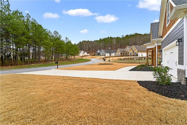 425 Blossom Trail, Acworth, GA 30101