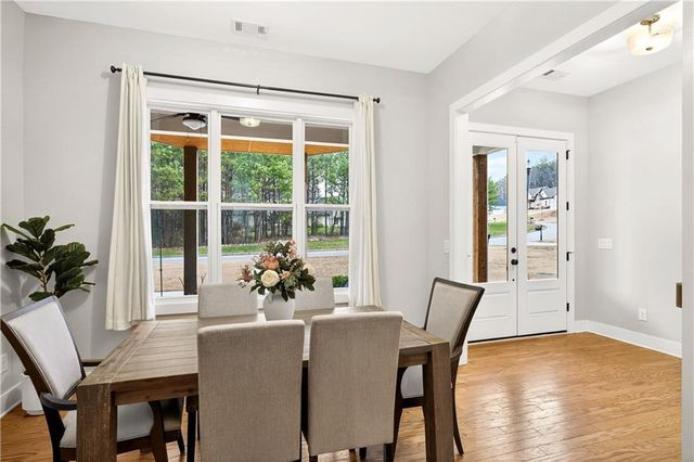 425 Blossom Trail, Acworth, GA 30101