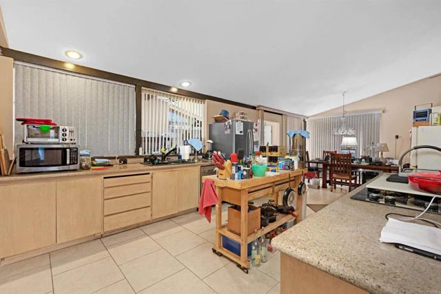 609 Roca Place, Vista, CA 92084