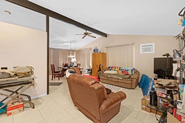 609 Roca Place, Vista, CA 92084
