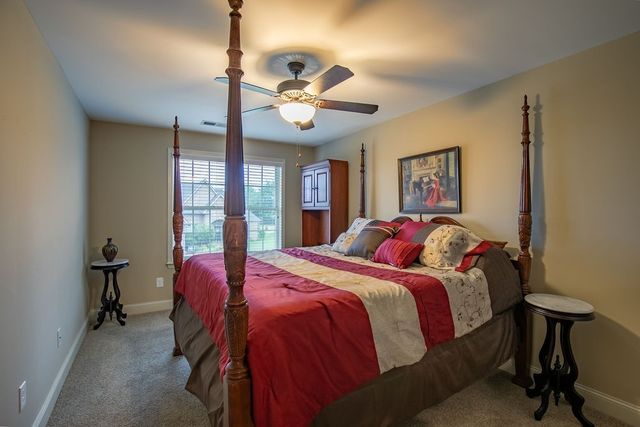 2521 Pebblecreek Ln, Murfreesboro, TN 37130