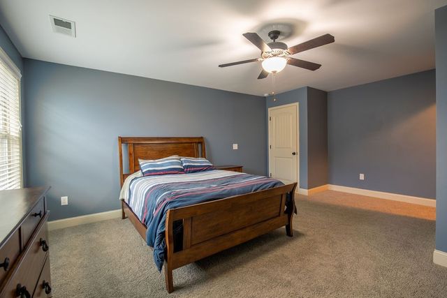 2521 Pebblecreek Ln, Murfreesboro, TN 37130