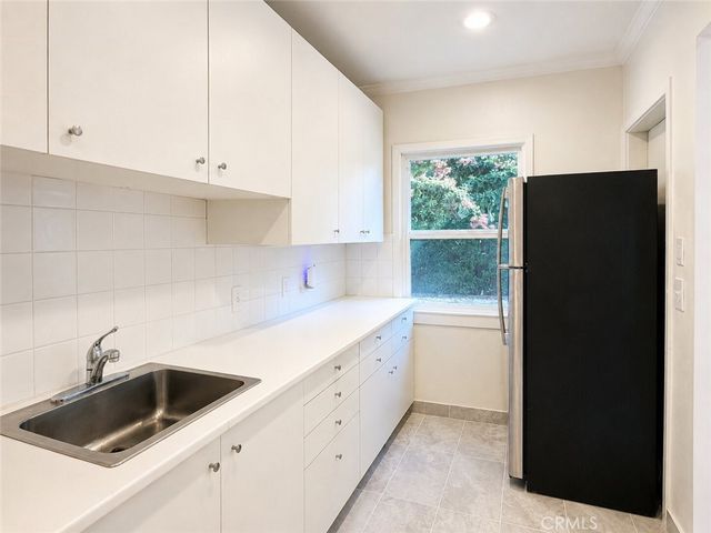 889 N Oakland 891, Pasadena, CA 91104