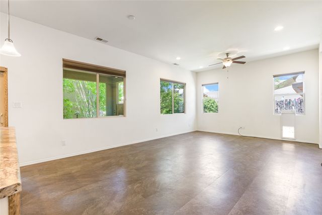 1124 Harrison Road, Santa Fe, NM 87507