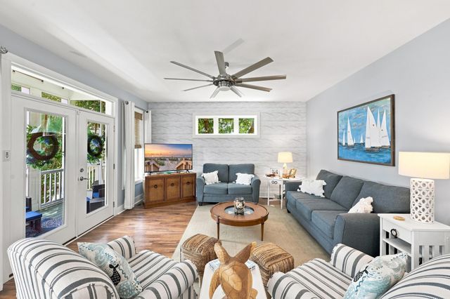 35 Oyster Pearl Ct., Pawleys Island, SC 29585