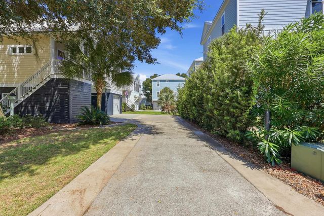 35 Oyster Pearl Ct., Pawleys Island, SC 29585