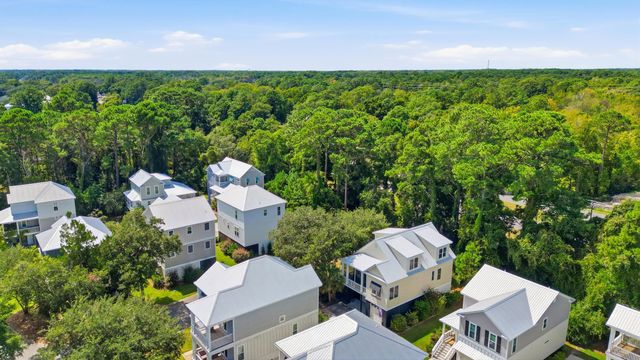 35 Oyster Pearl Ct., Pawleys Island, SC 29585