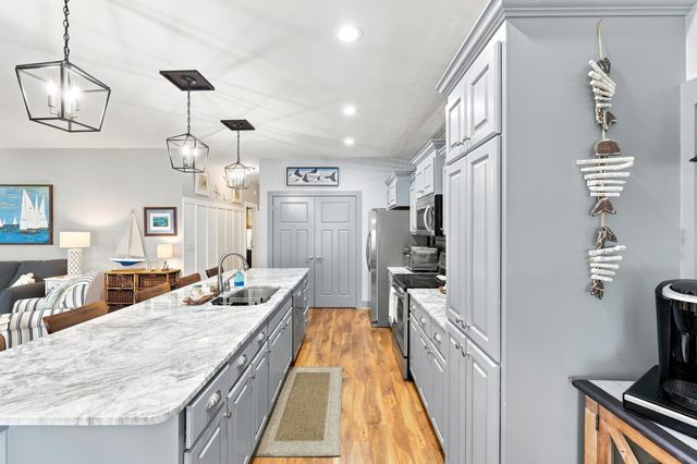 35 Oyster Pearl Ct., Pawleys Island, SC 29585