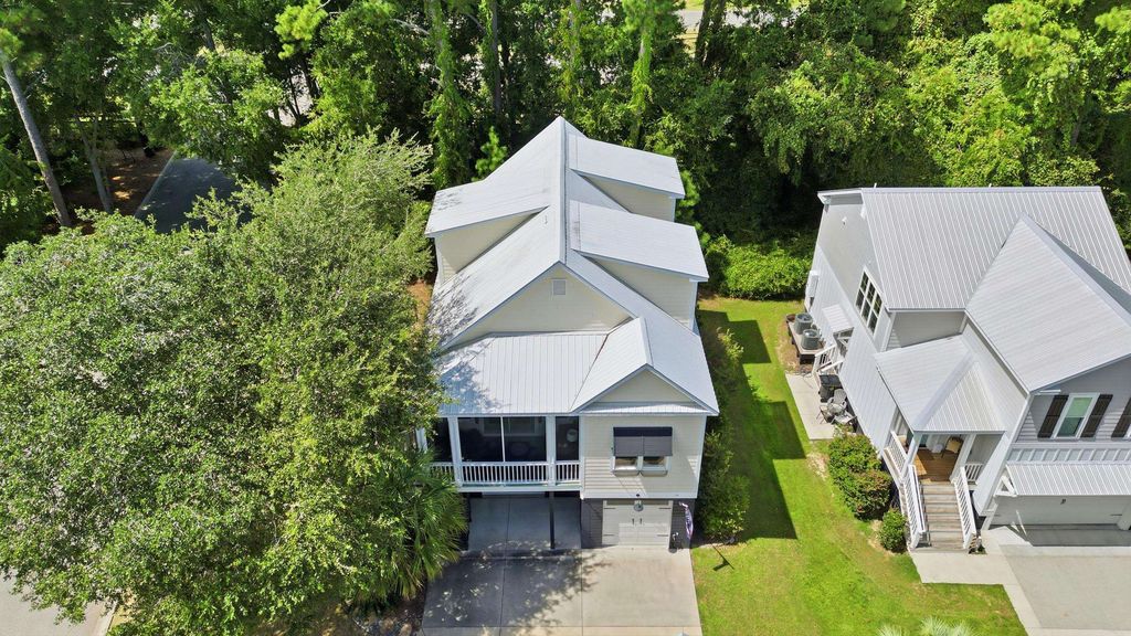 35 Oyster Pearl Ct., Pawleys Island, SC 29585