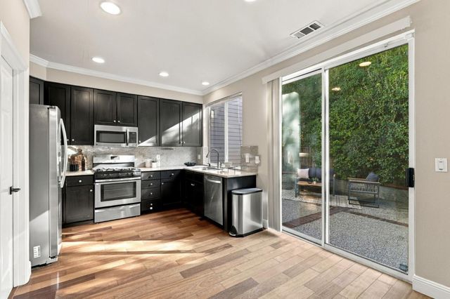 217 Orchard Glen Court, Mountain View, CA 94043