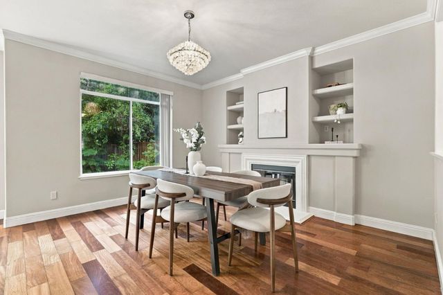 217 Orchard Glen Court, Mountain View, CA 94043