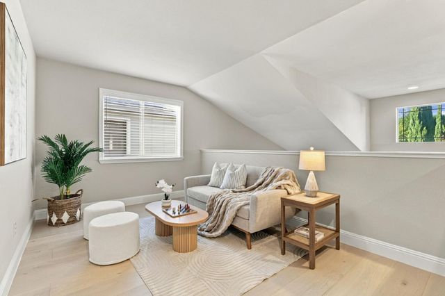 217 Orchard Glen Court, Mountain View, CA 94043