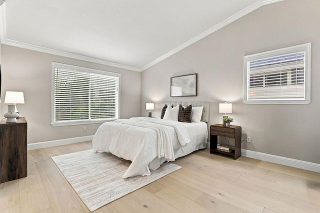 217 Orchard Glen Court, Mountain View, CA 94043