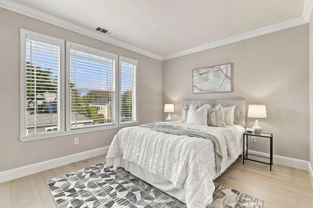 217 Orchard Glen Court, Mountain View, CA 94043