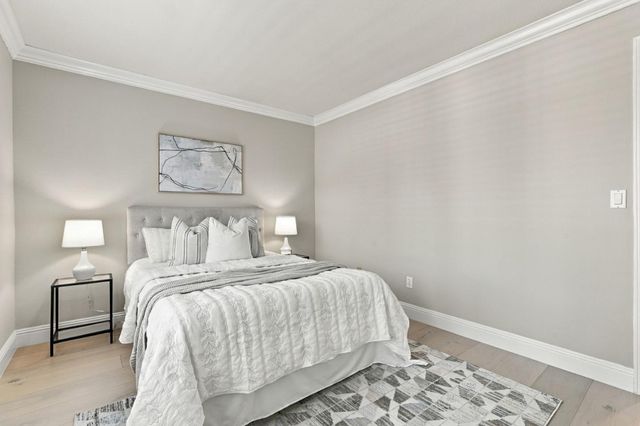 217 Orchard Glen Court, Mountain View, CA 94043