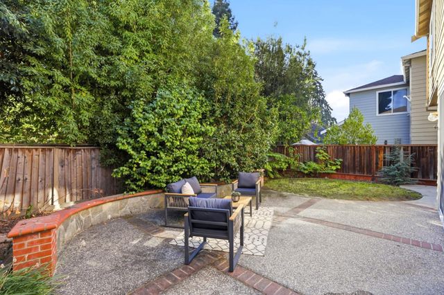 217 Orchard Glen Court, Mountain View, CA 94043