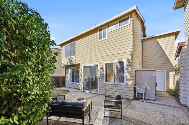 217 Orchard Glen Court, Mountain View, CA 94043