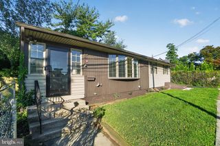 220 MCKINLEY AVE, Norwood, PA 19074