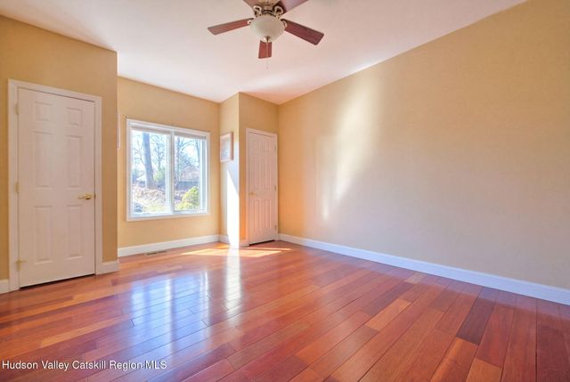 15 Strange Court Pp28, Athens, NY 12015