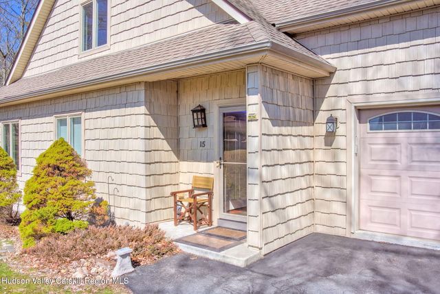 15 Strange Court Pp28, Athens, NY 12015