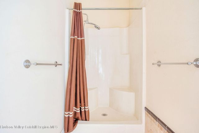 15 Strange Court Pp28, Athens, NY 12015