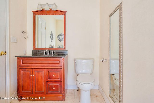 15 Strange Court Pp28, Athens, NY 12015