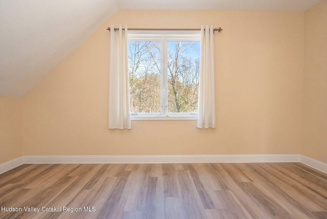 15 Strange Court Pp28, Athens, NY 12015