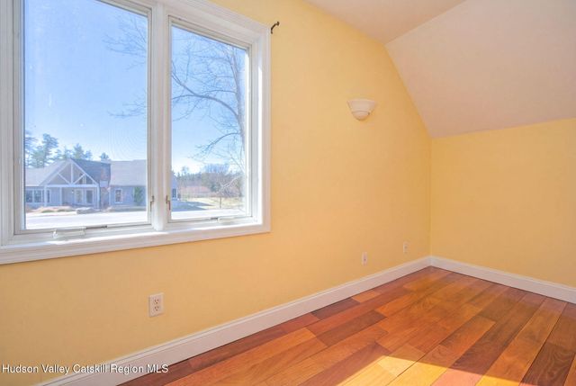 15 Strange Court Pp28, Athens, NY 12015