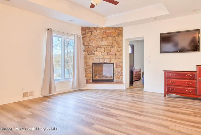 15 Strange Court Pp28, Athens, NY 12015