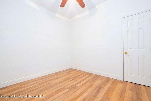 15 Strange Court Pp28, Athens, NY 12015