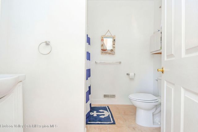 15 Strange Court Pp28, Athens, NY 12015