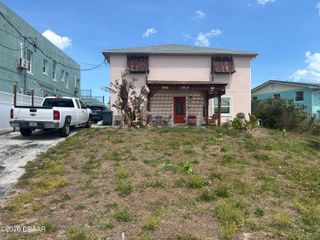 2005 Schulte Avenue, Daytona Beach, FL 32118