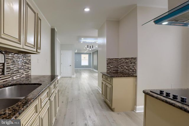 1726 MARKET ST, Harrisburg, PA 17103