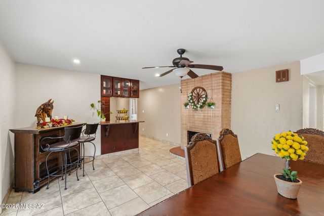 5645 S Caballo Road, Tucson, AZ 85746