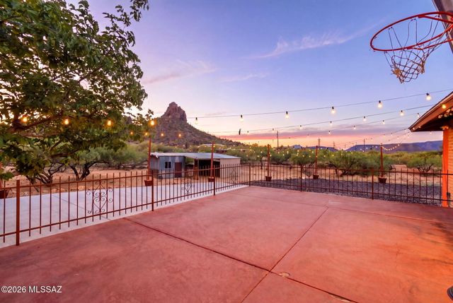5645 S Caballo Road, Tucson, AZ 85746