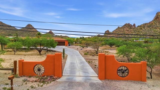 5645 S Caballo Road, Tucson, AZ 85746