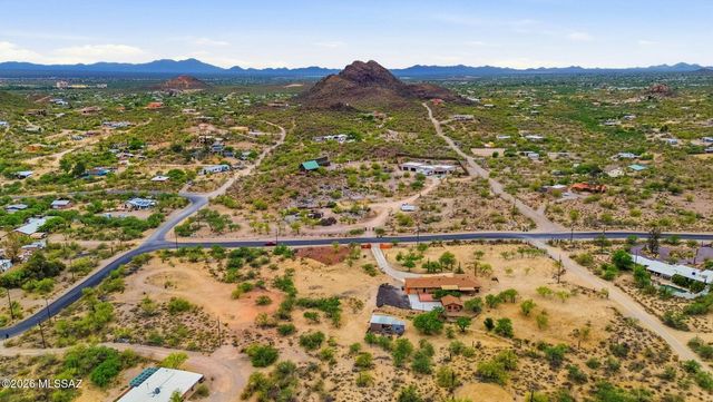 5645 S Caballo Road, Tucson, AZ 85746