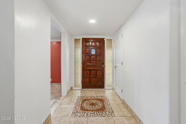 5645 S Caballo Road, Tucson, AZ 85746
