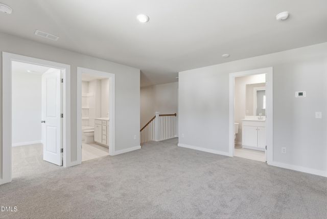 51 King Tucks Way, Four Oaks, NC 27524
